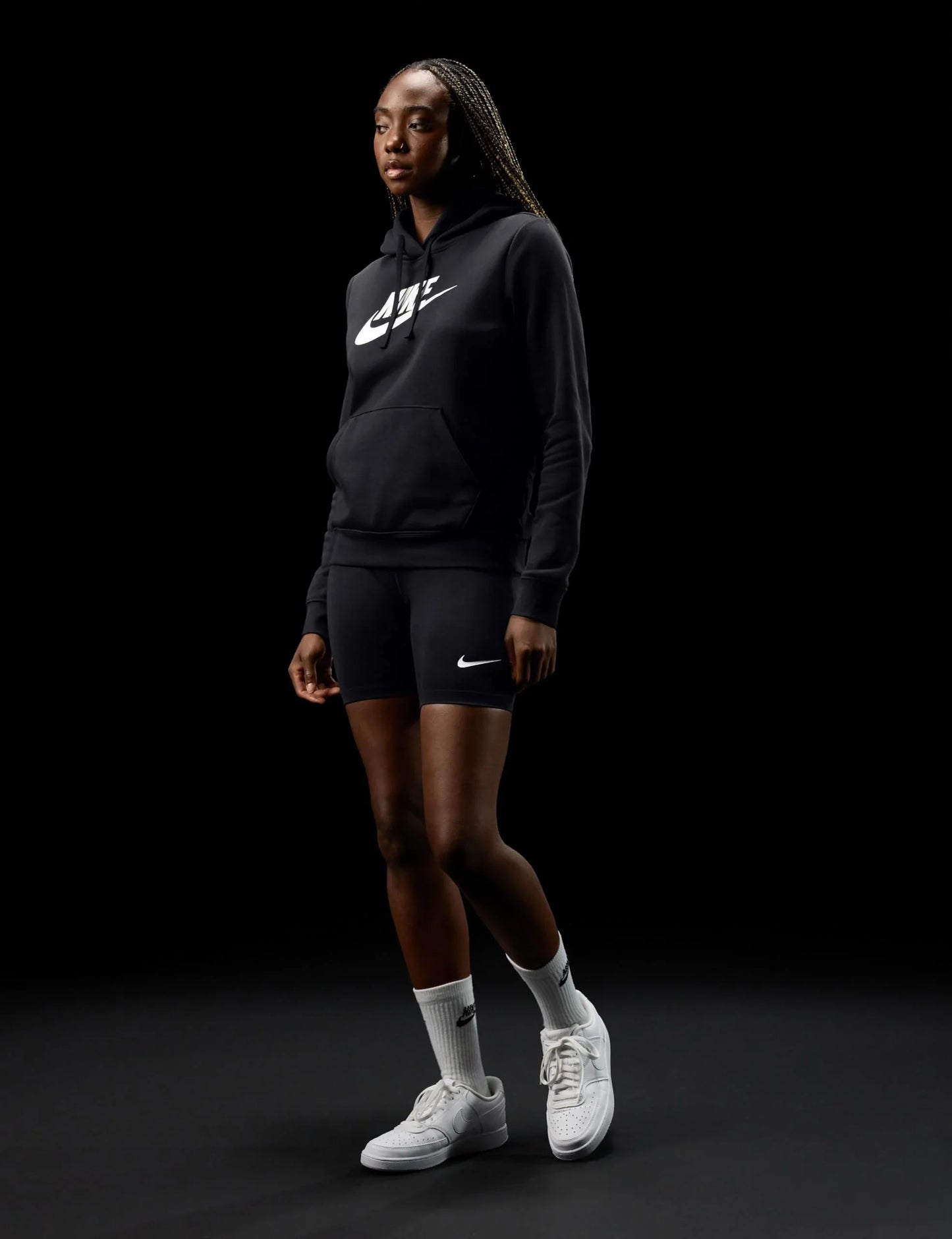 NIKE Women's Court Vision LowSneaker - STREET STYLE