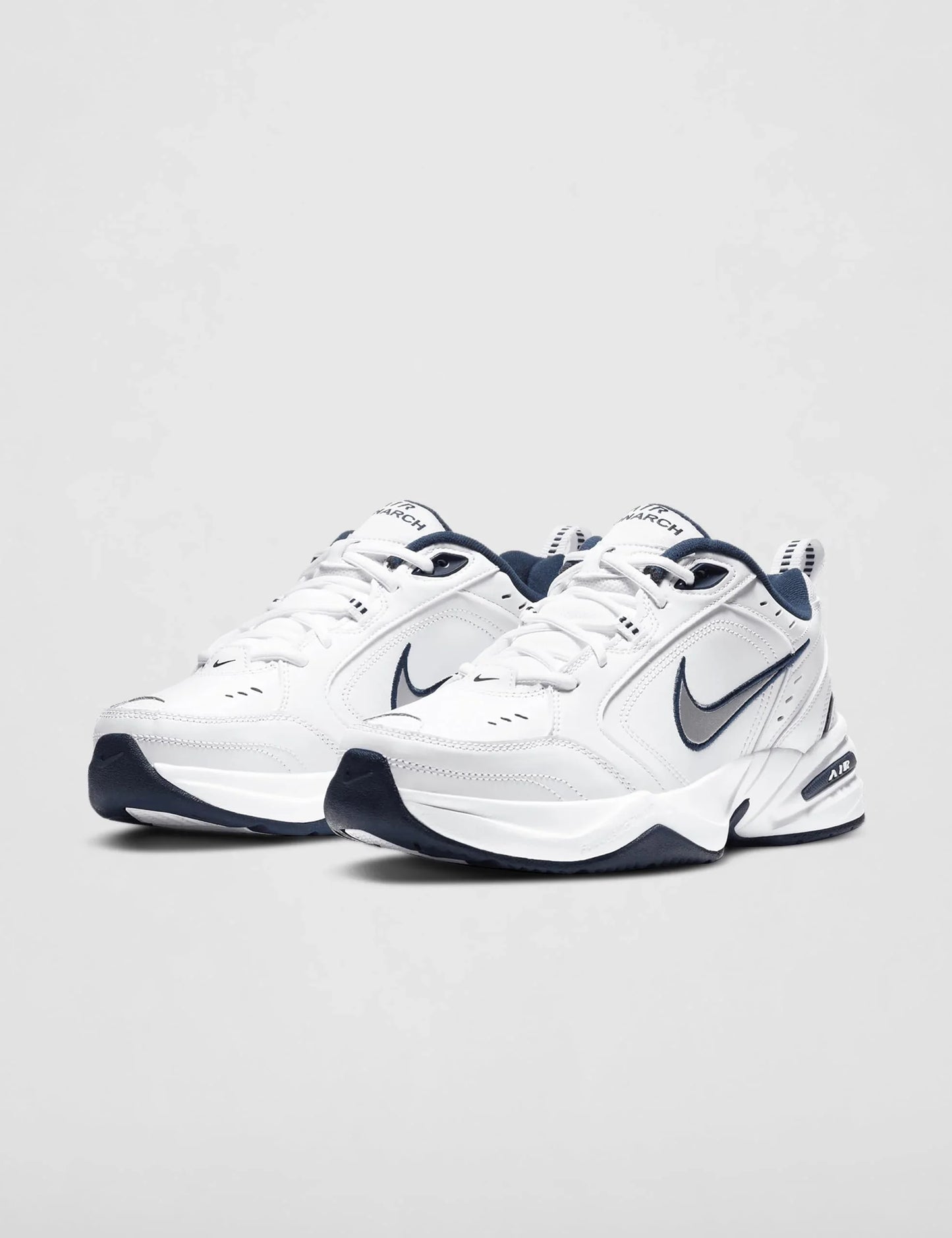 Nike Men's Air Monarch IvTraining Shoe - STREET STYLE
