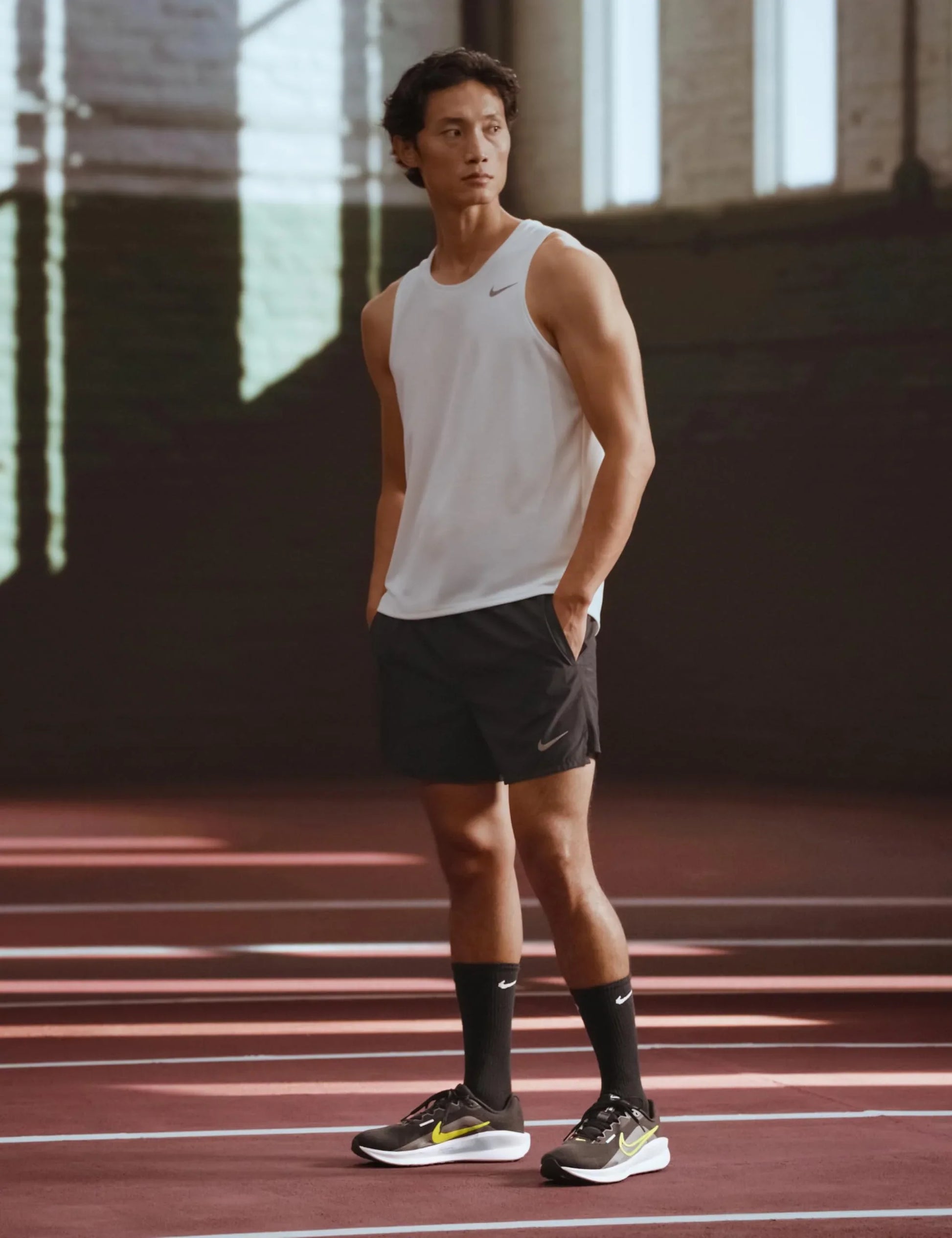 NIKE Men's Downshifter 13Sneaker - STREET STYLE