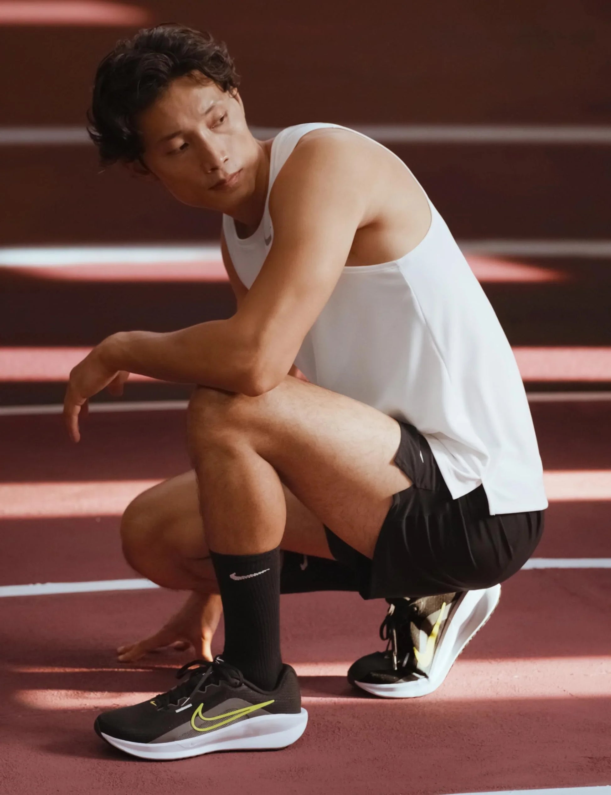 NIKE Men's Downshifter 13Sneaker - STREET STYLE