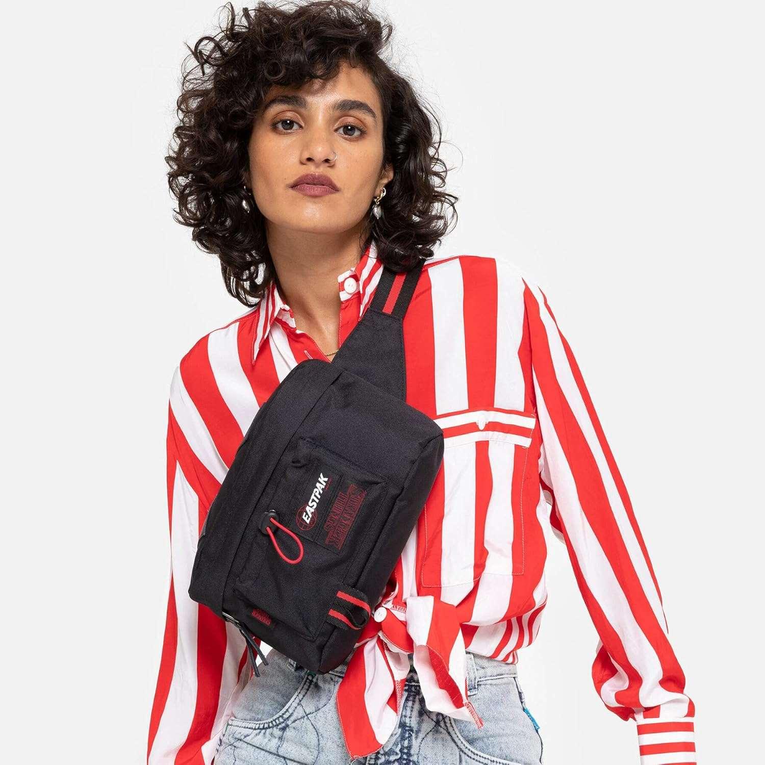 EASTPAK Bananas ST Dallas - STREET STYLE