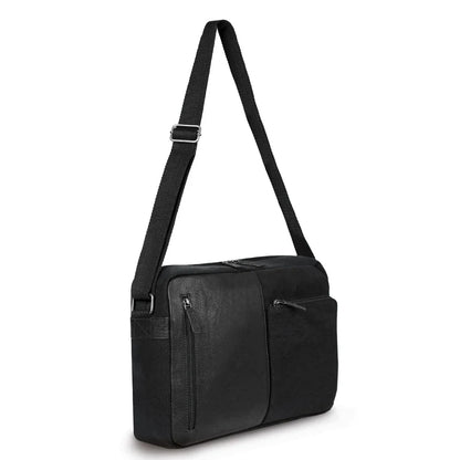K0022AB | Messenger in Canvas/Genuine Leather, full grain, flywheel - Black colour. Antique Nickel accessories, Top zip closure. Dimensions: 35 x 26 x 10 cm. Packaging: TNT bag - STREET STYLE