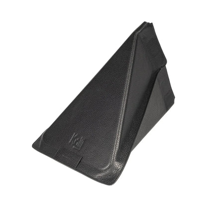 K0031AB | Modular Tablet Case/Support in Genuine Leather, full grain, dollar grain. Black colour. Closure with magnets. Dimensions: 22 x 31 cm. Packaging: TNT bag - STREET STYLE