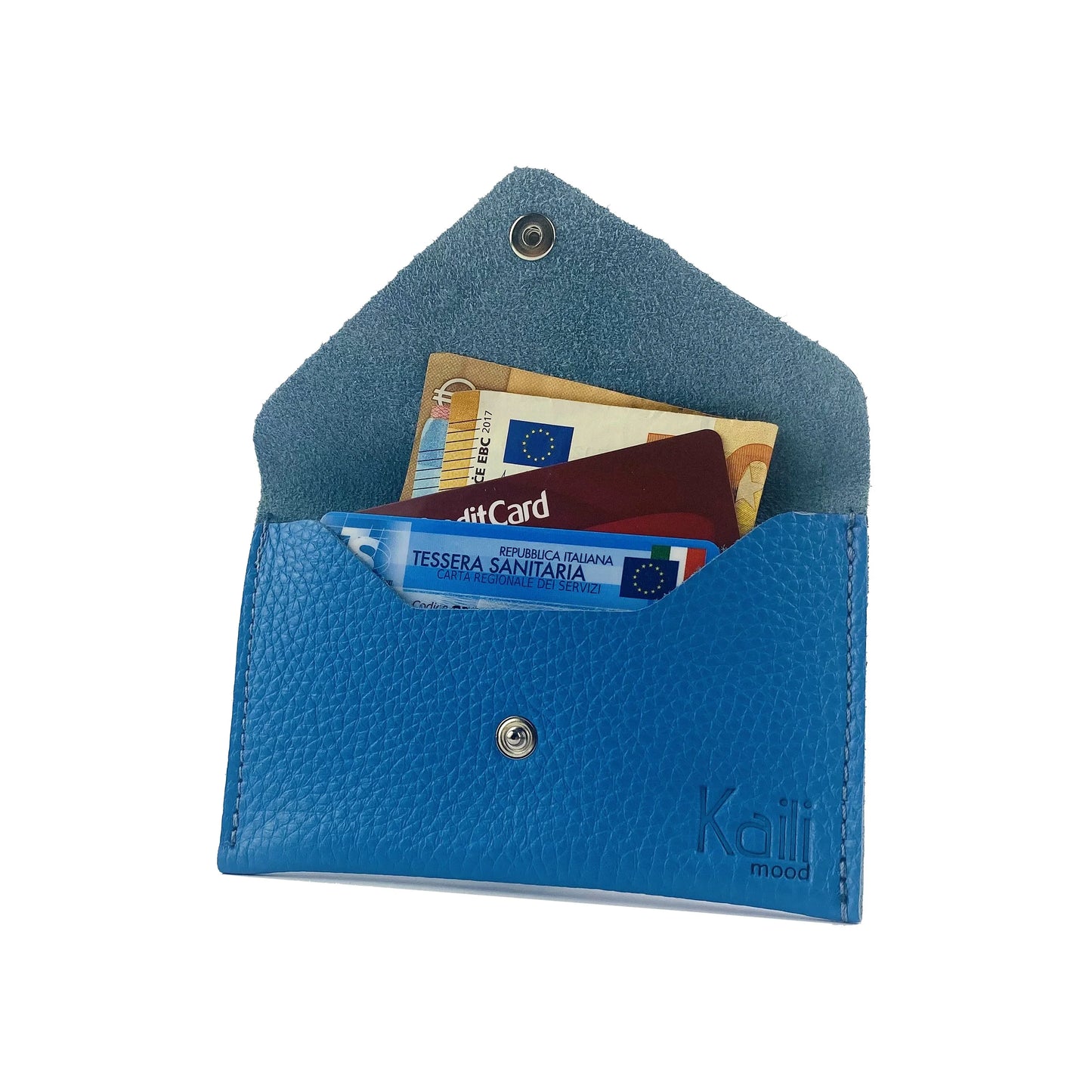 K0040OB | Sachet with flap Made in Italy in genuine full grain leather, dollar grain - Color light blue - Dimensions: 13 x 8 x 0.5 cm - Packaging: Rigid bottom/lid gift box - STREET STYLE