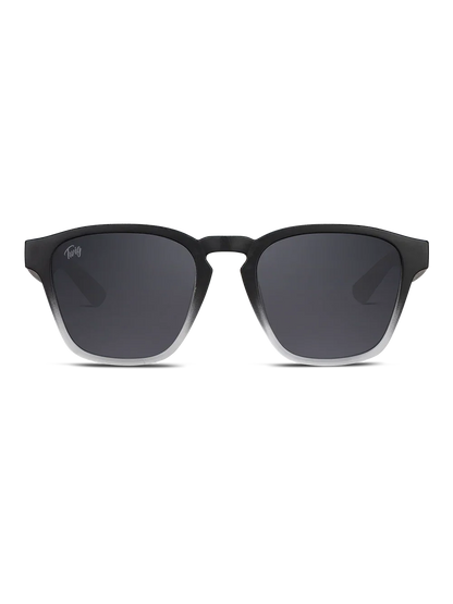 MOORE - STREET STYLE