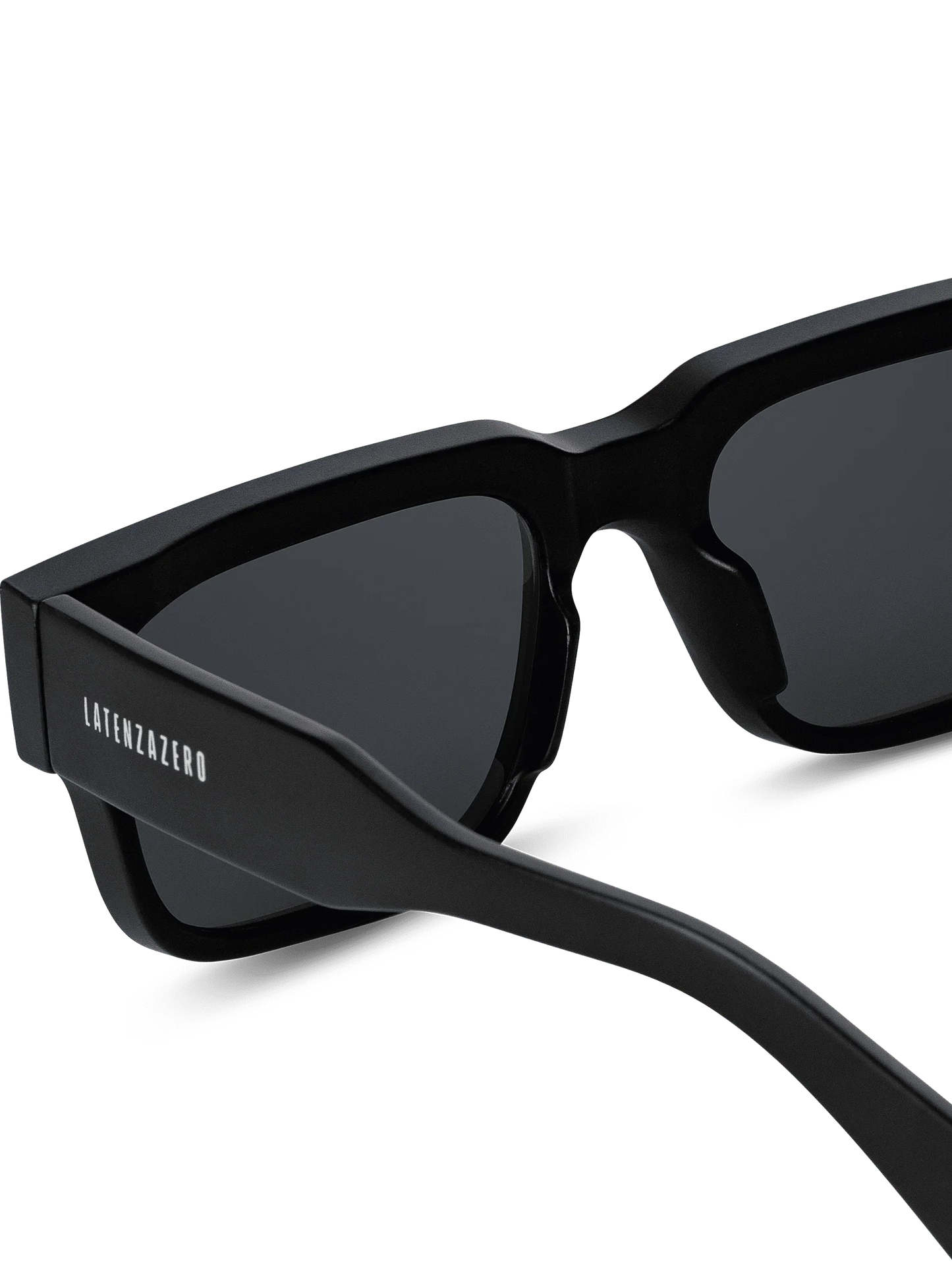 Pinnacle - STREET STYLE