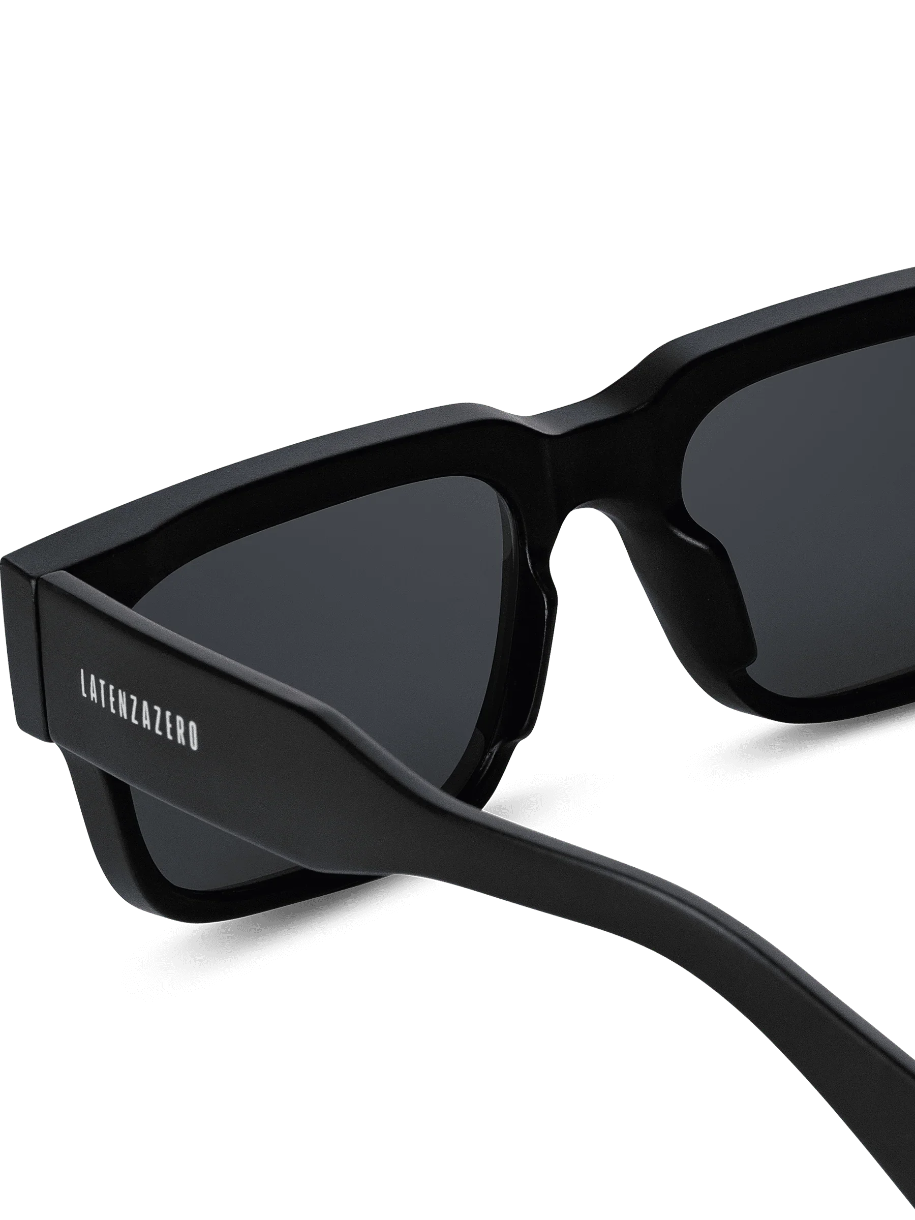 Pinnacle - STREET STYLE