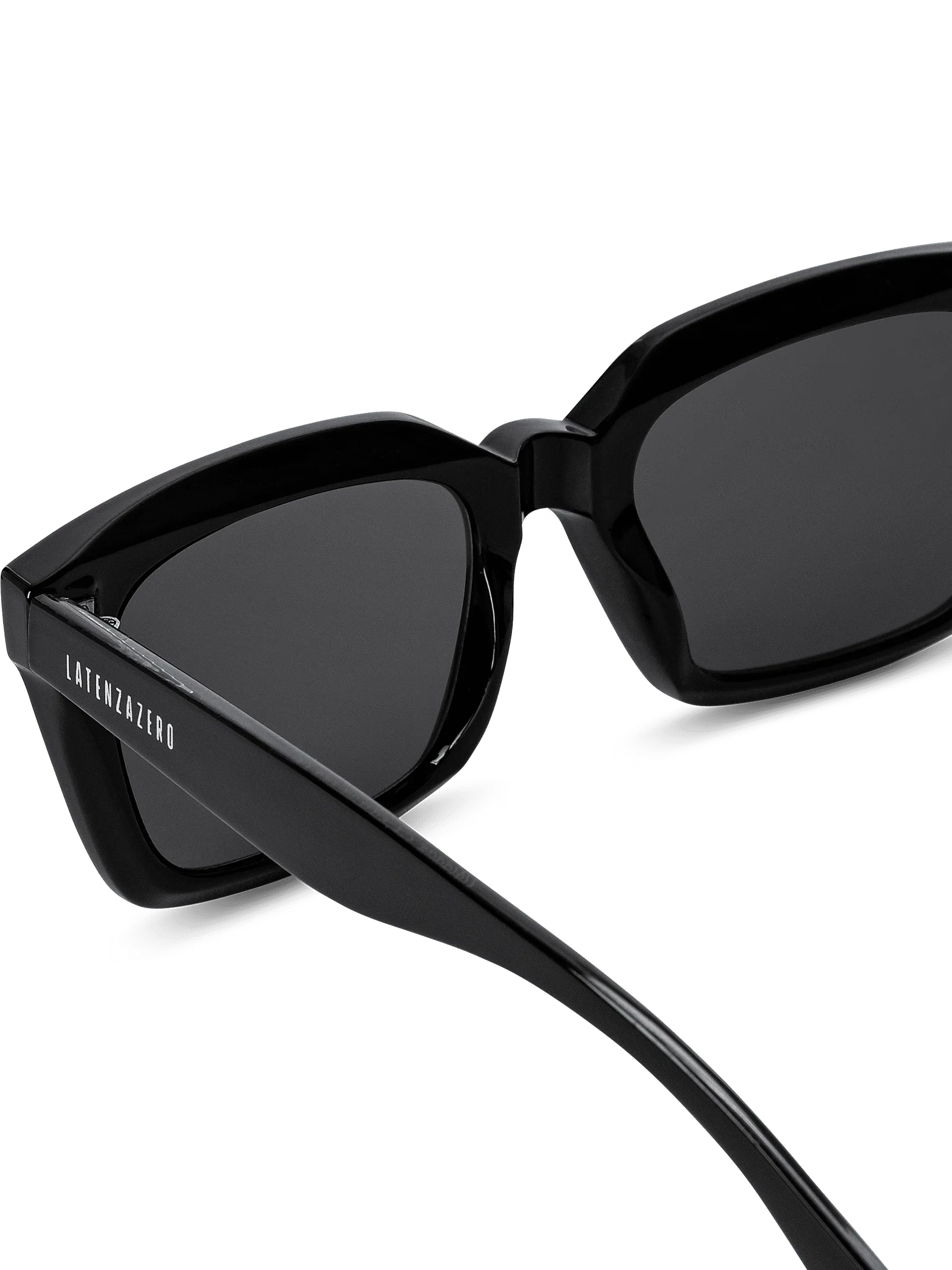 Solstice - STREET STYLE