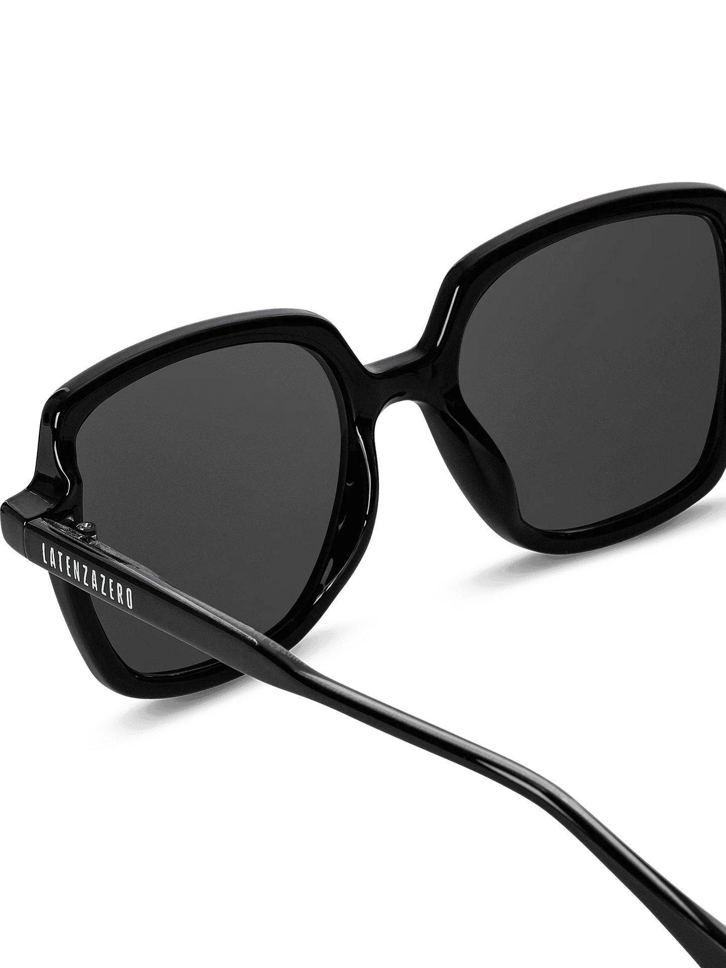 Zephyr - STREET STYLE