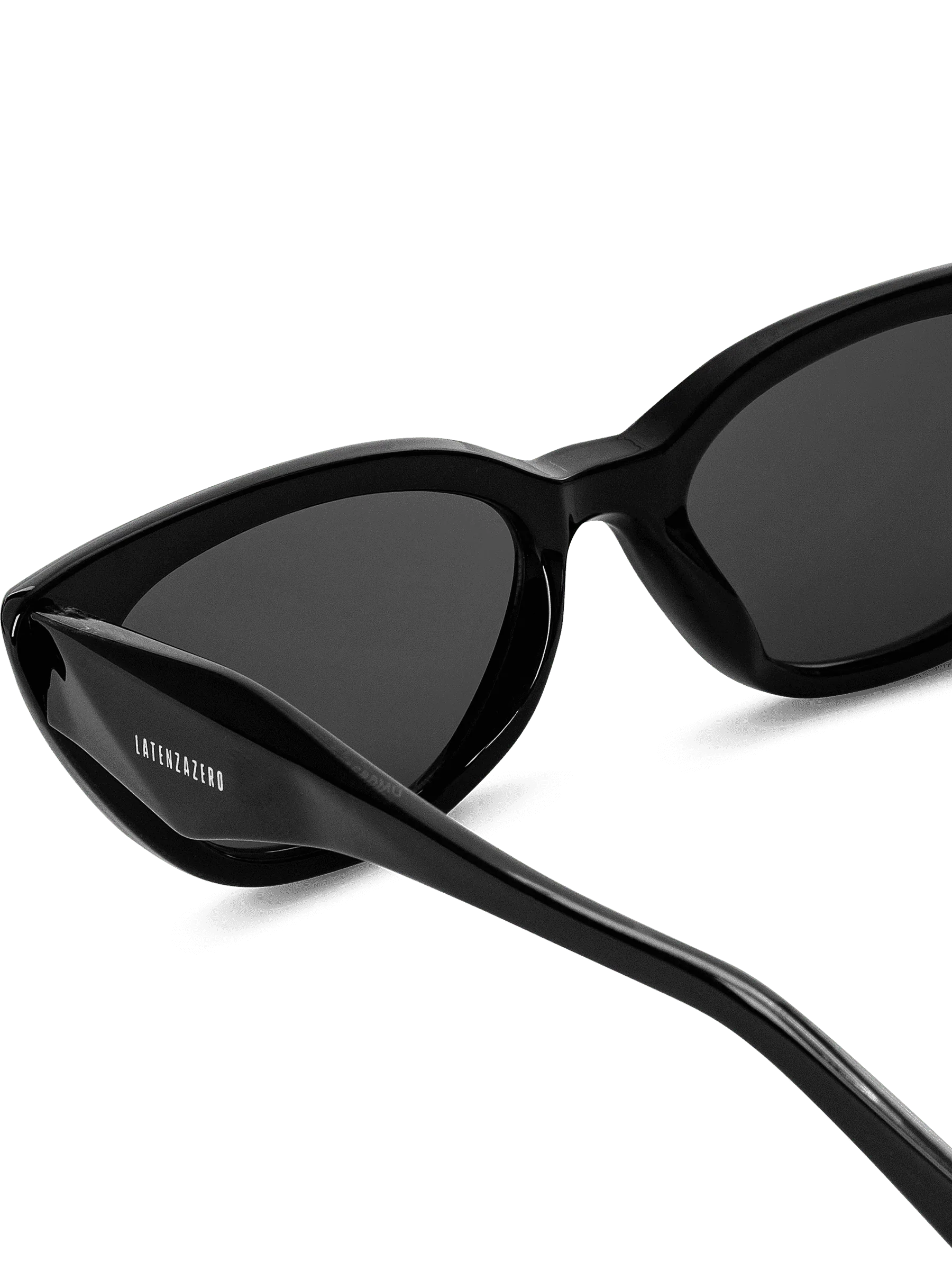 Elysium - STREET STYLE