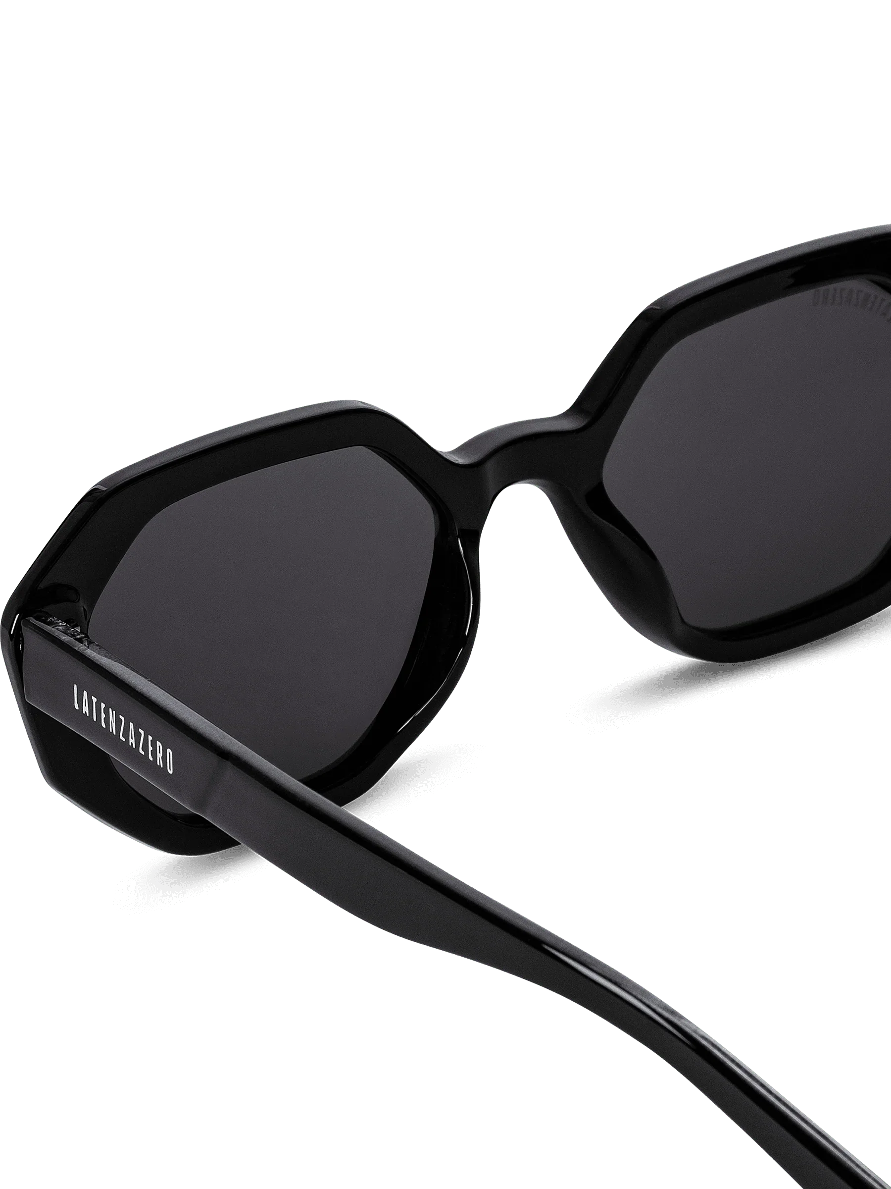 Veritas - STREET STYLE