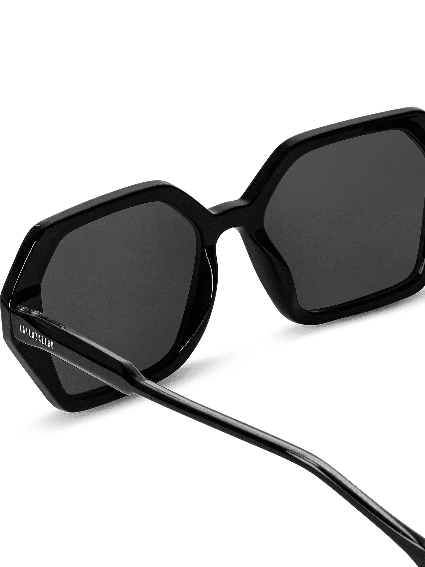 Essence - STREET STYLE