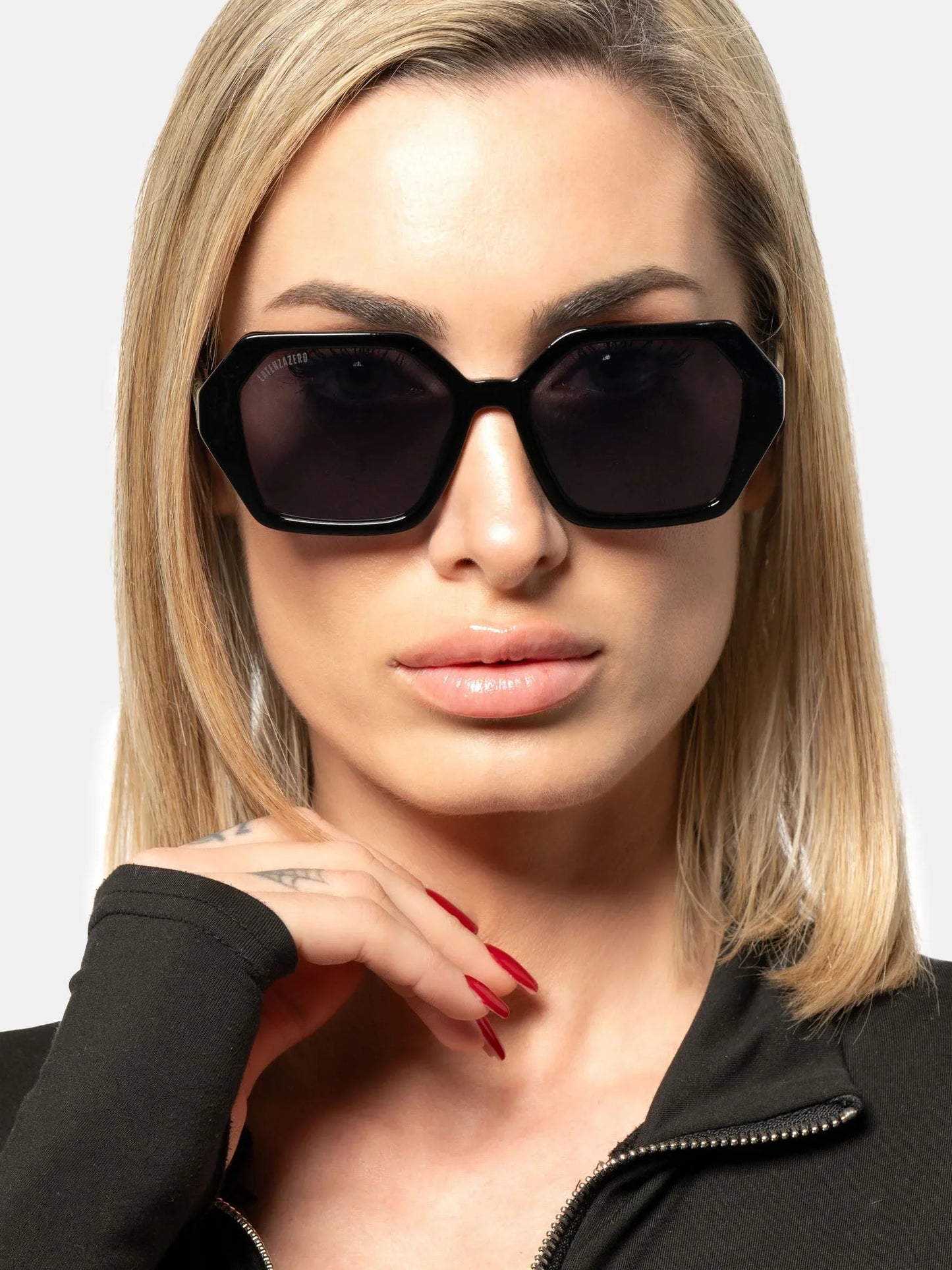 Essence - STREET STYLE