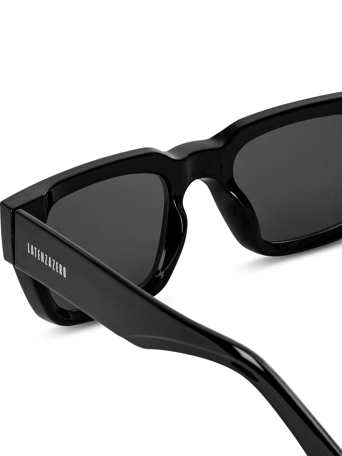 Quantum - STREET STYLE