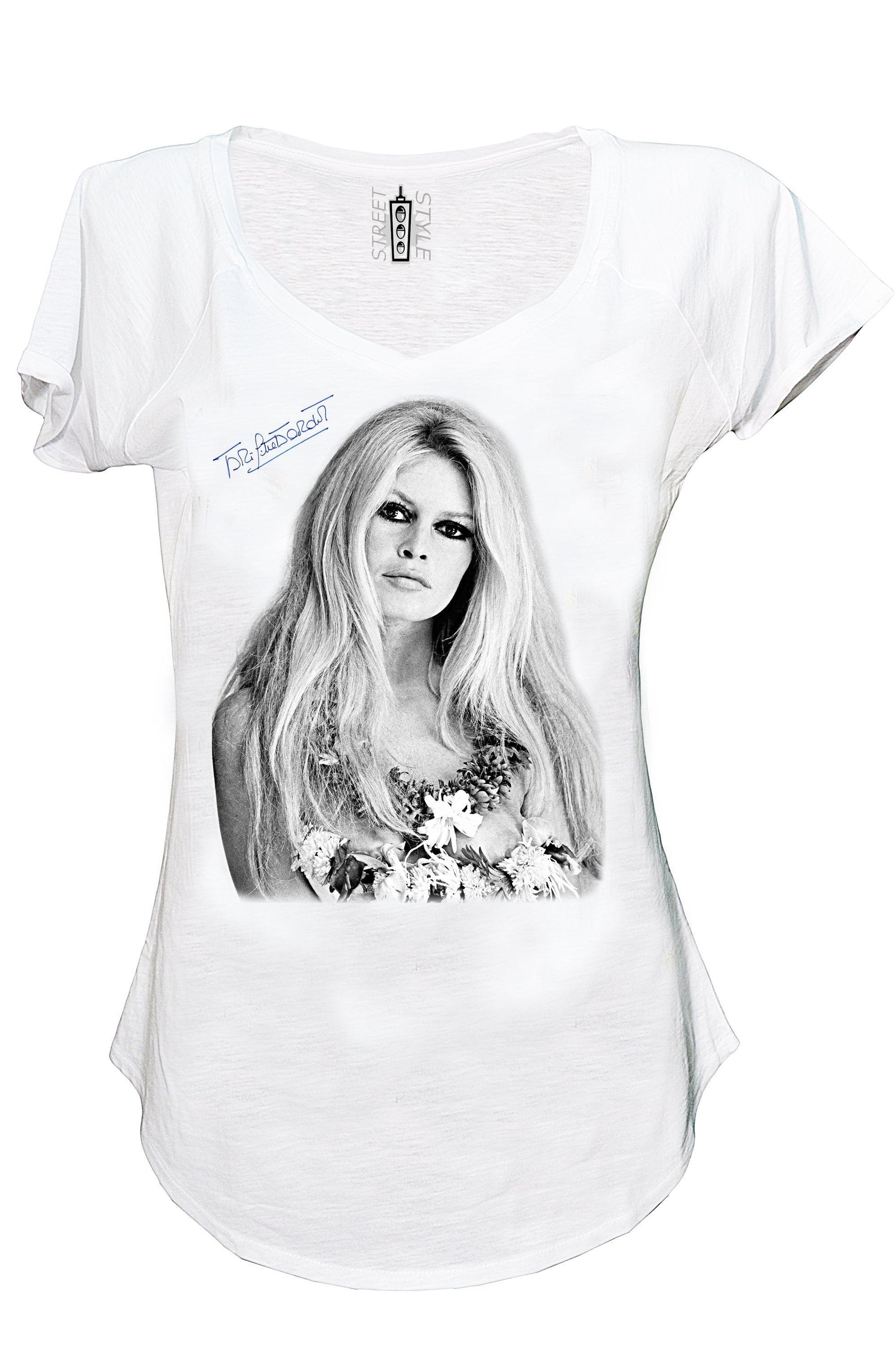 T-shirt bianca streetwear donna con stampa fotografica vintage icona urban style
