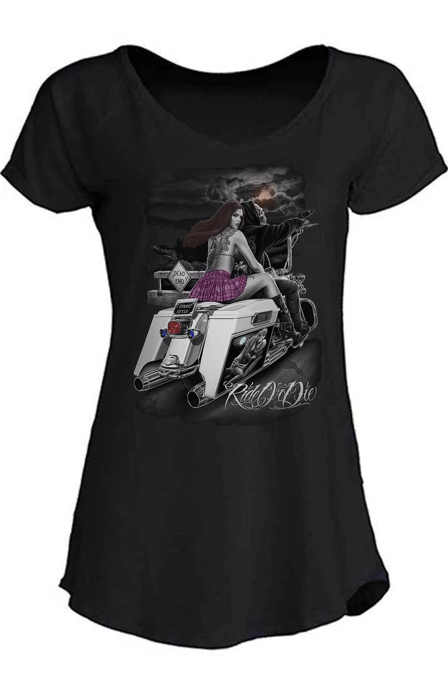T-shirt donna streetwear nera con stampa tattoo biker, moto, scritta 'Ride or Die', stile urban