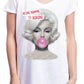 T-shirt donna streetwear bianca con stampa icona pop e scritta 'Being normal is boring', stile urban.