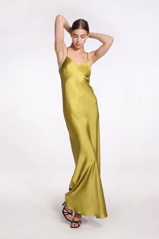 Amoralle Meadow Slip - STREET STYLE