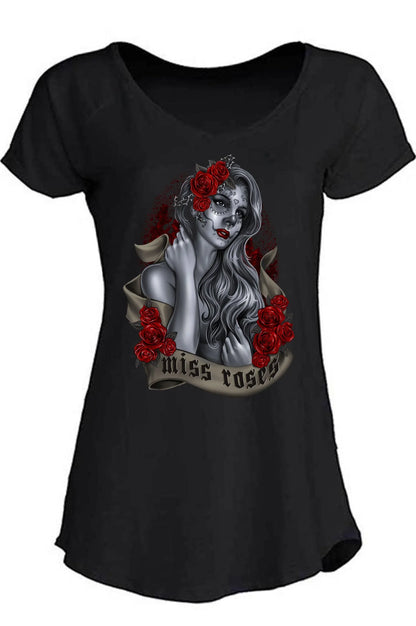 T-shirt donna streetwear nera in cotone, stampa urban skull lady con rose rosse e scritta Miss Roses.