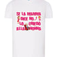 T-shirt bianca streetwear con stampa colorata 'Se la mamma dice no lo chiedo alla nonna', icone femminili, moda urban Street Style Rimini.