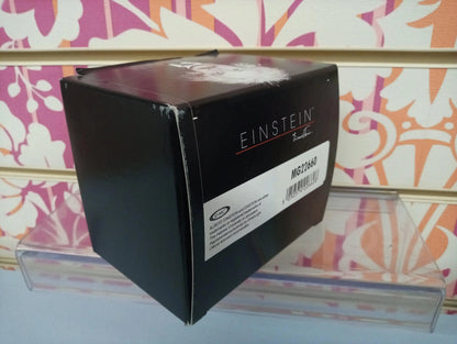 Scatola nera per tazza mug stile streetwear con scritta Einstein, confezione urban.