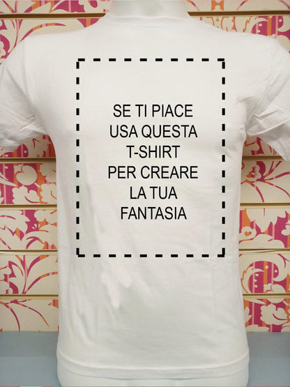 T-shirt bianca uomo regular fit JHK, scritta personalizzabile, streetwear, sfondo colorato