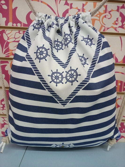 Zaino a sacca street style marinara a righe blu e bianche con dettagli timone.