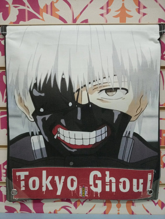 Zaino a sacca Tokyo Ghoul streetwear con stampa anime e scritta bianca su sfondo rosso