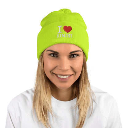 Cuffia beanie streetwear verde fluo con scritta ricamata I love Rimini, stile urban